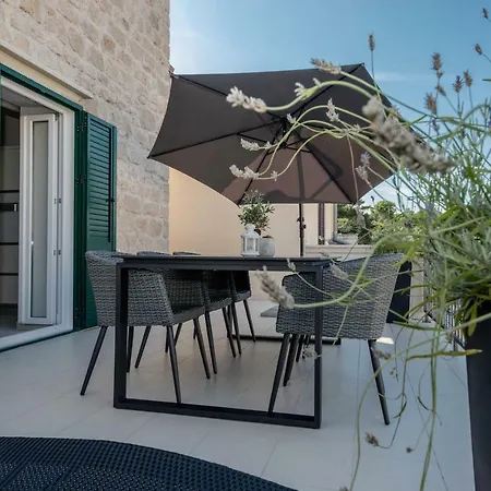 Santino Villa Rab Town