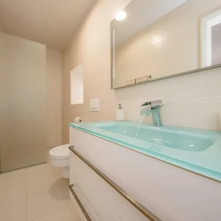 Vila Santino Rab Town