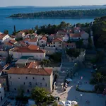 Santino * Rab Town