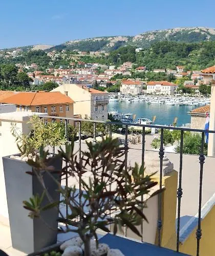 Vila Santino Rab Town